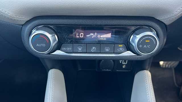 Nissan Micra 1.0 IG-T 92 Tekna 5dr CVT