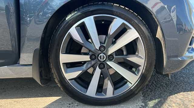 Nissan Micra 1.0 IG-T 92 Tekna 5dr CVT