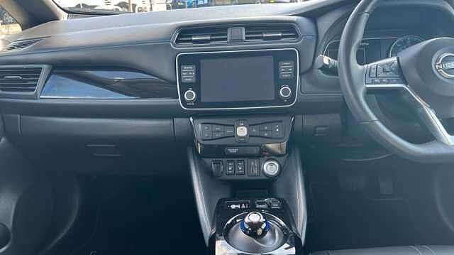 Nissan LEAF 110kW N-Connecta 39kWh 5dr Auto