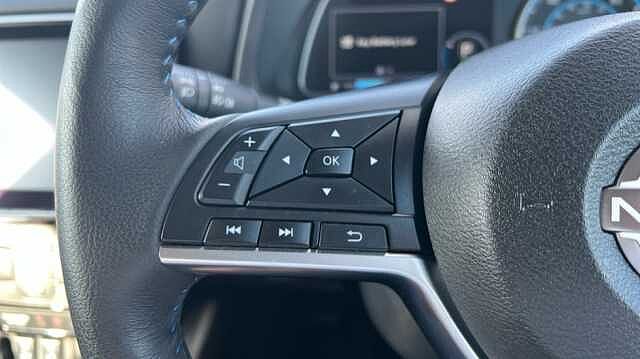 Nissan LEAF 110kW N-Connecta 39kWh 5dr Auto