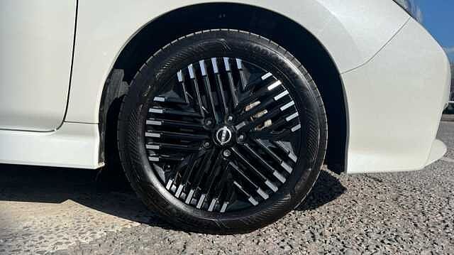 Nissan LEAF 110kW N-Connecta 39kWh 5dr Auto