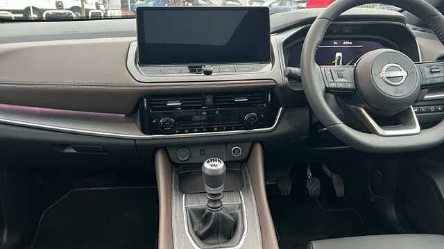 Nissan Qashqai 1.3 DiG-T MH Tekna 5dr