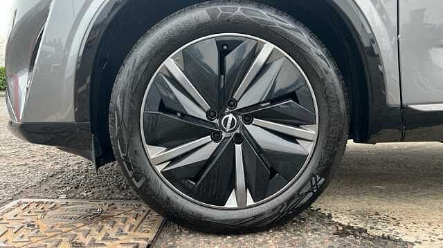 Nissan Qashqai 1.3 DiG-T MH Tekna 5dr