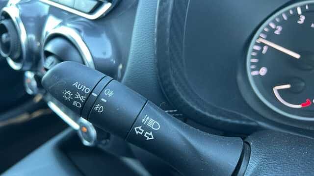 Nissan Juke 1.0 DiG-T 114 Tekna 5dr