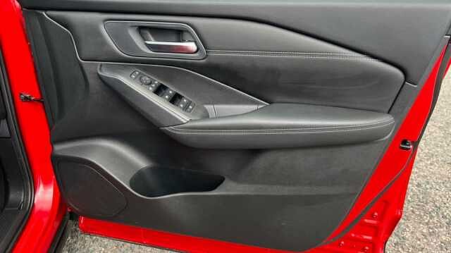 Nissan Qashqai 1.3 DiG-T MH Acenta Premium 5dr