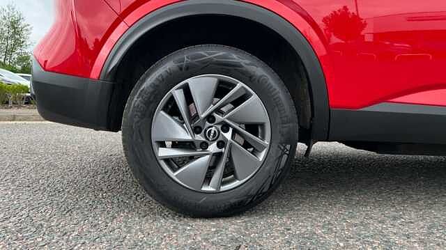 Nissan Qashqai 1.3 DiG-T MH Acenta Premium 5dr