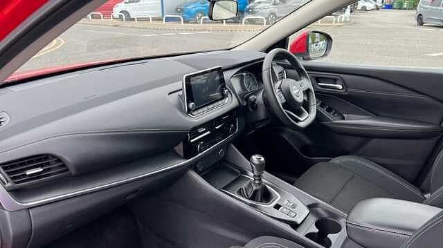 Nissan Qashqai 1.3 DiG-T MH Acenta Premium 5dr