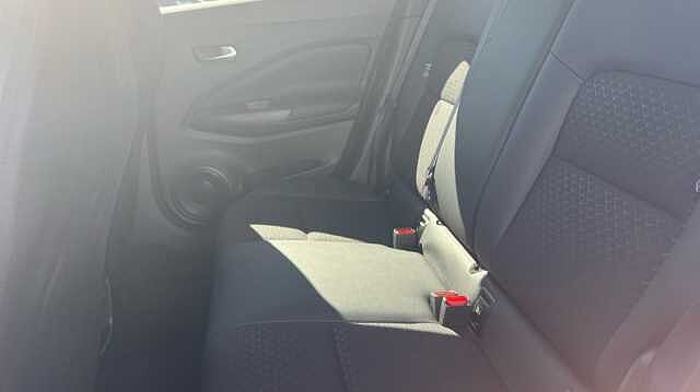 Nissan Juke 1.0 DiG-T 114 N-Connecta 5dr