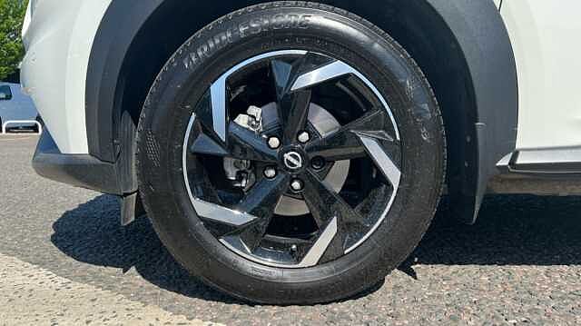 Nissan Juke 1.0 DiG-T 114 N-Connecta 5dr