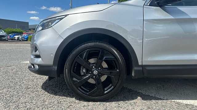 Nissan Qashqai 1.3 DiG-T 160 Tekna 5dr DCT