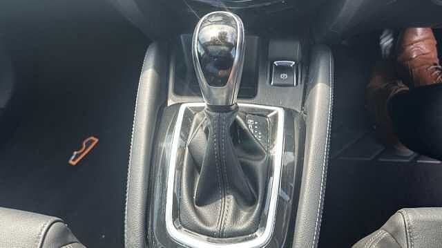 Nissan Qashqai 1.3 DiG-T 160 Tekna 5dr DCT
